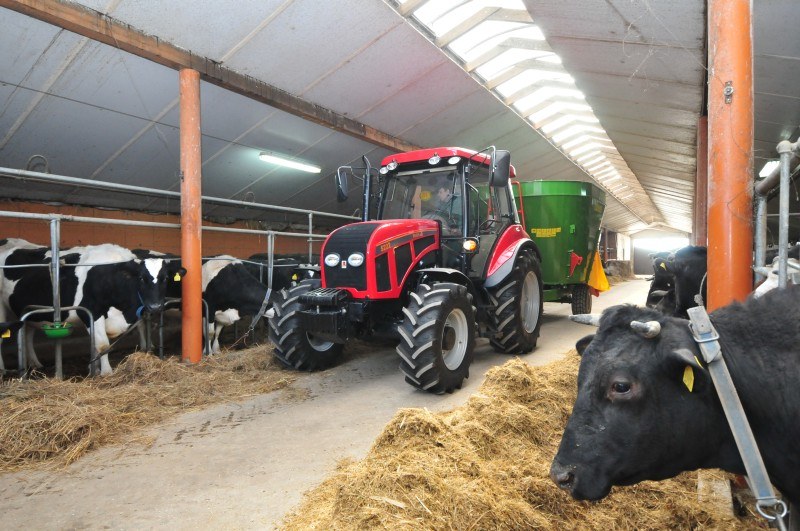 Tractor PRONAR 5222