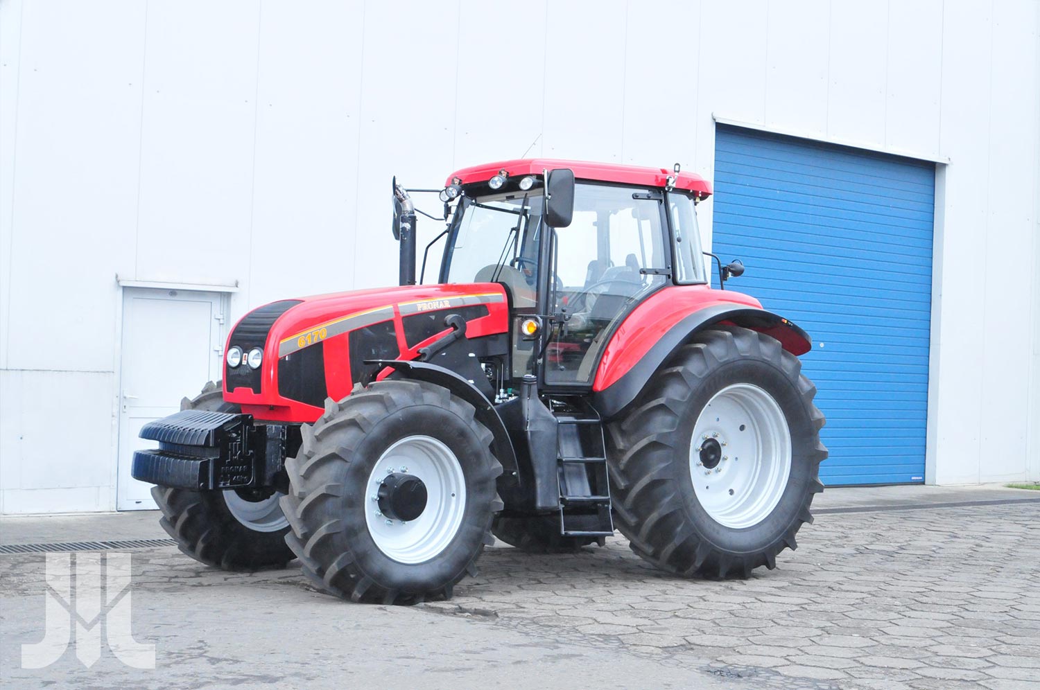 Tractor PRONAR 6170